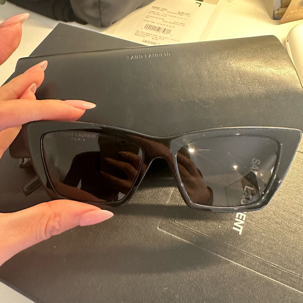Cat-Eye Acetate Sunglasses, SAINT LAURENT - Picture 4 of 5